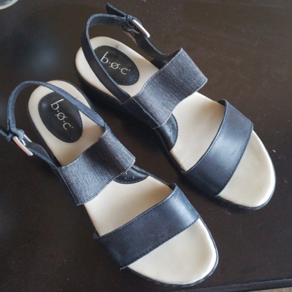 Sandals - Picture 4 of 4